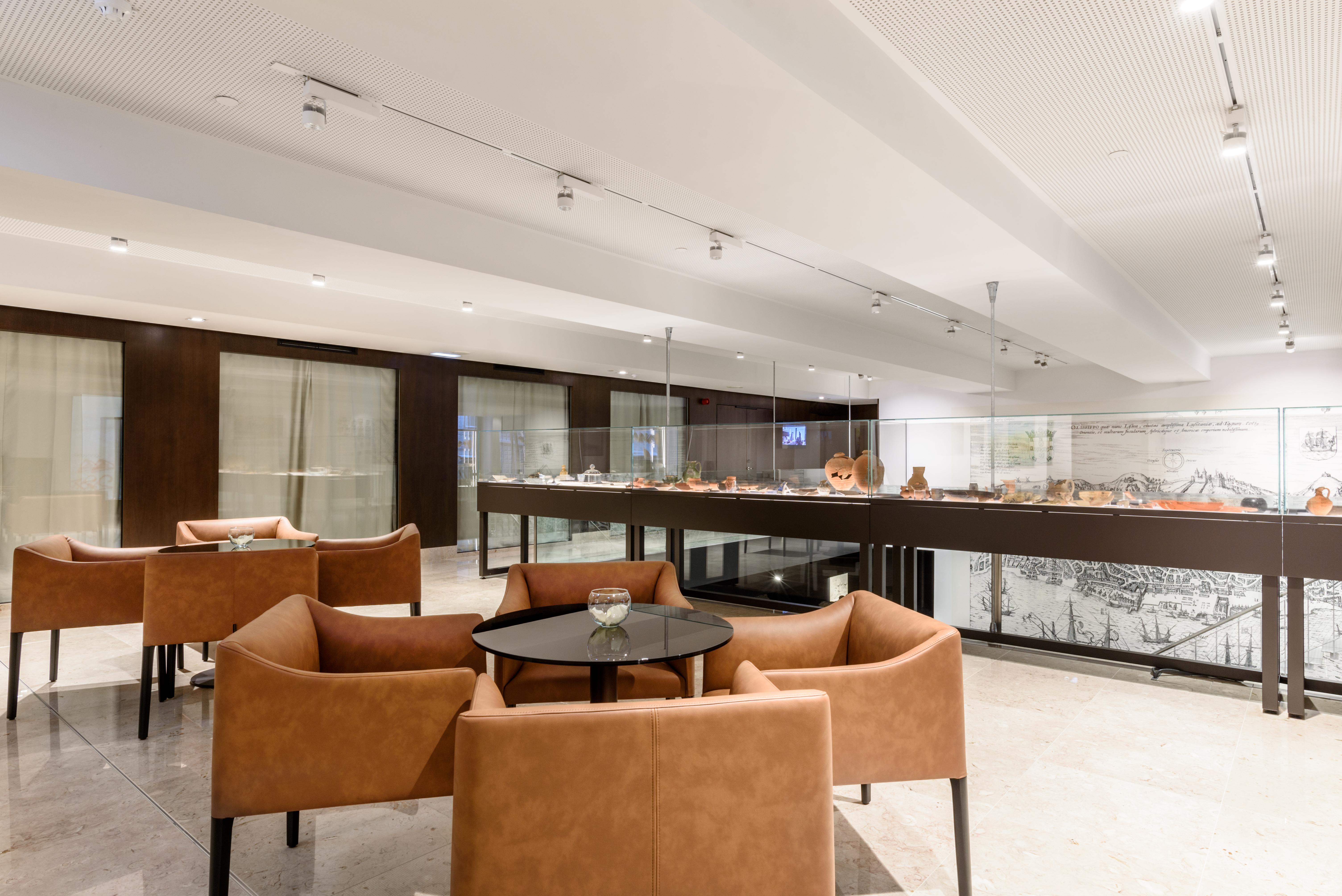 ליסבון Aurea Museum By Eurostars Hotel Company מראה חיצוני תמונה The lounge at the airport