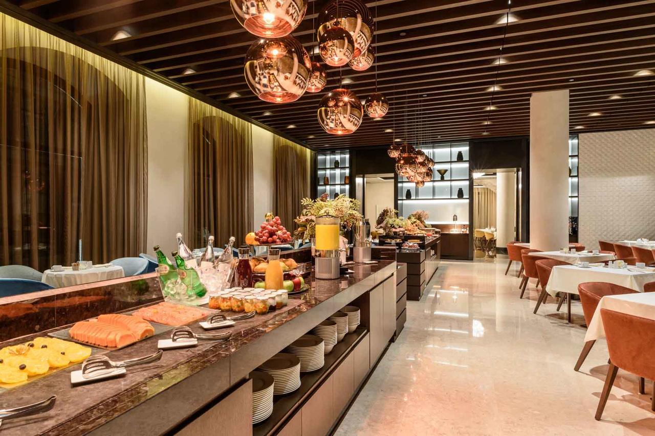 ליסבון Aurea Museum By Eurostars Hotel Company מראה חיצוני תמונה The lounge at the airport