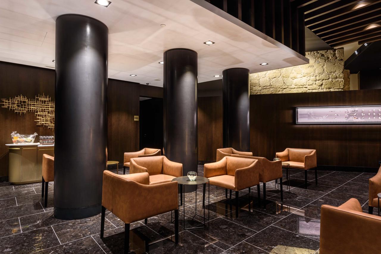 ליסבון Aurea Museum By Eurostars Hotel Company מראה חיצוני תמונה The lounge at the airport